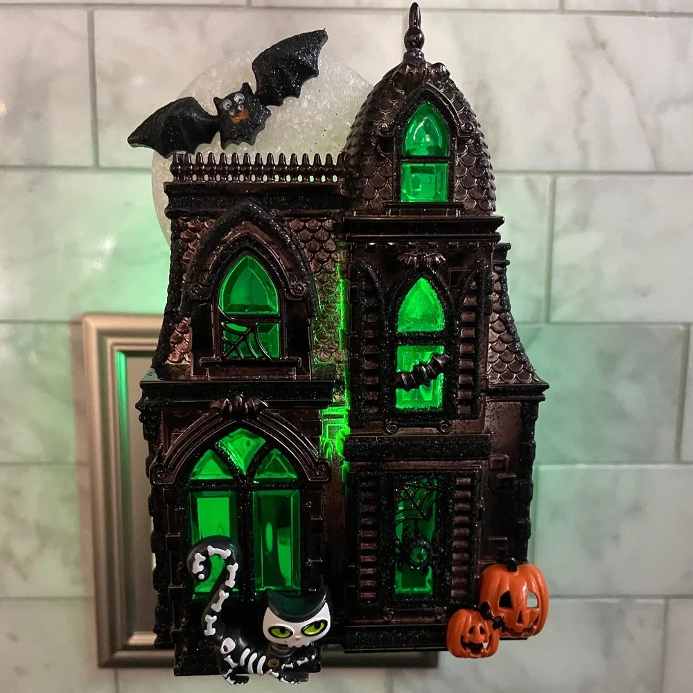 BATH & BODY WORKS Halloween Haunted House Wallflower Nightlight RARE BNWOT - Picture 2 of 15